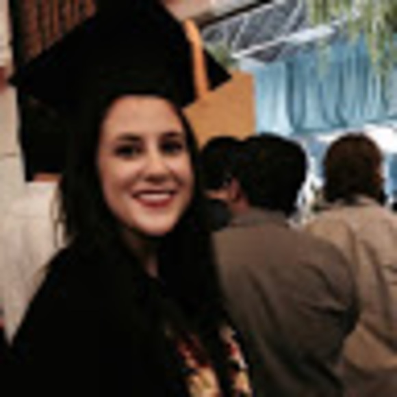 Meet your Posher, Gabrielle - Picture 1 of 1